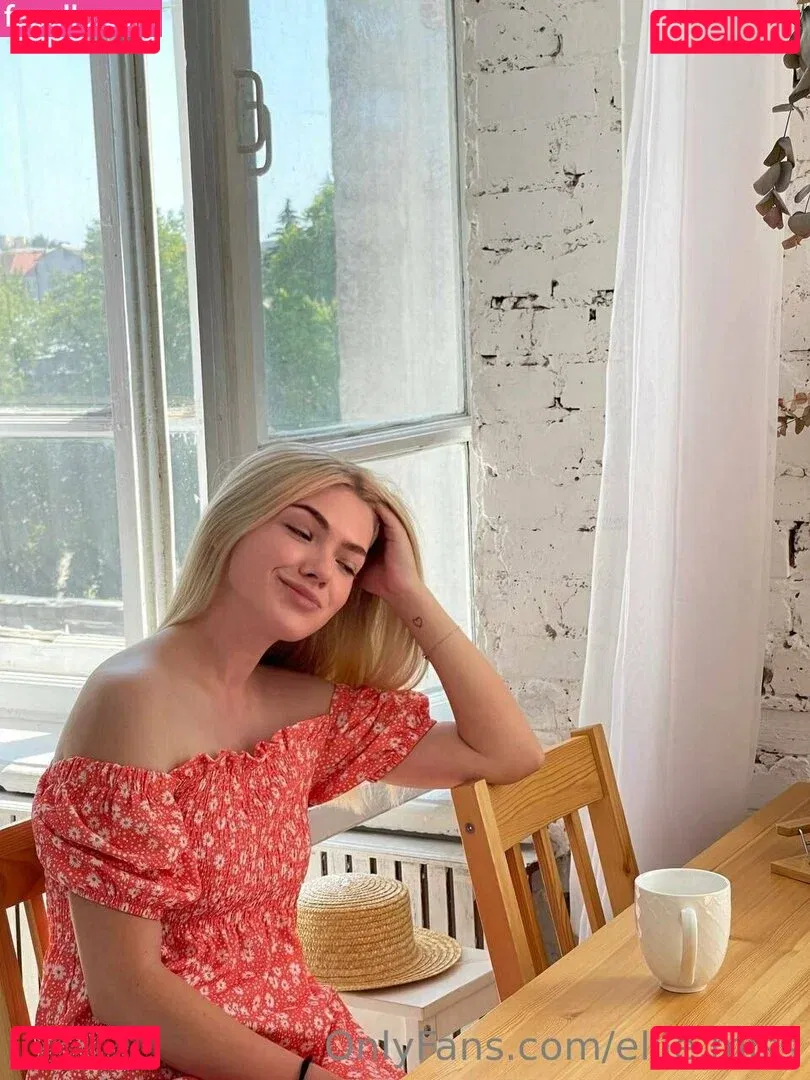 ellie.miss Onlyfans Photo Gallery 