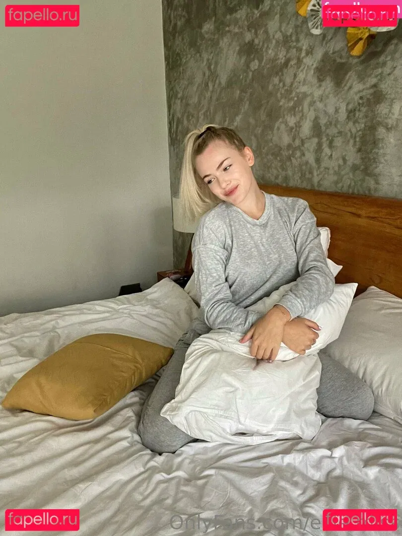 ellie.miss Onlyfans Photo Gallery 