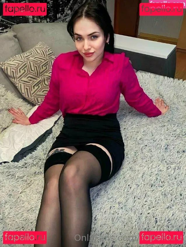 ellie.miss Onlyfans Photo Gallery 