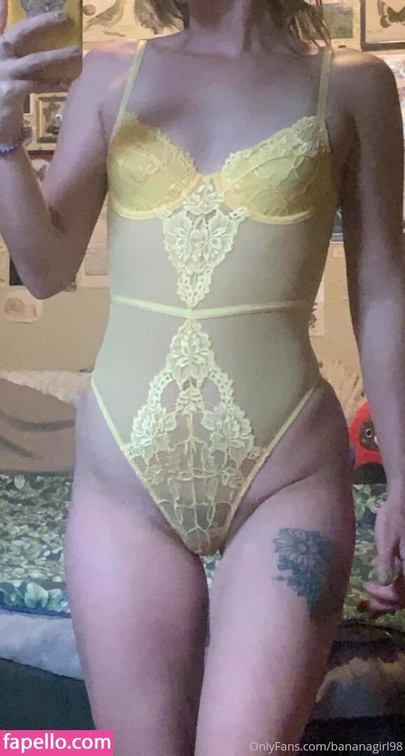 bananagirl98 Onlyfans Photo Gallery 