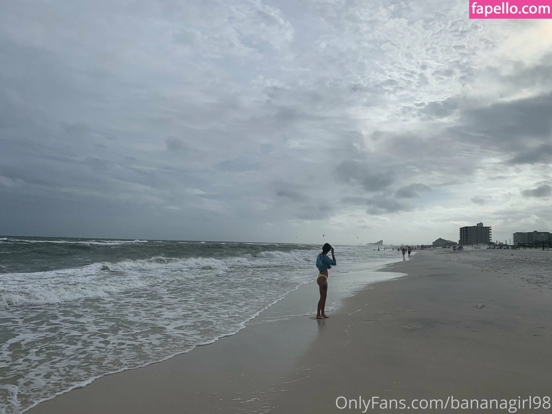 bananagirl98 Onlyfans Photo Gallery 