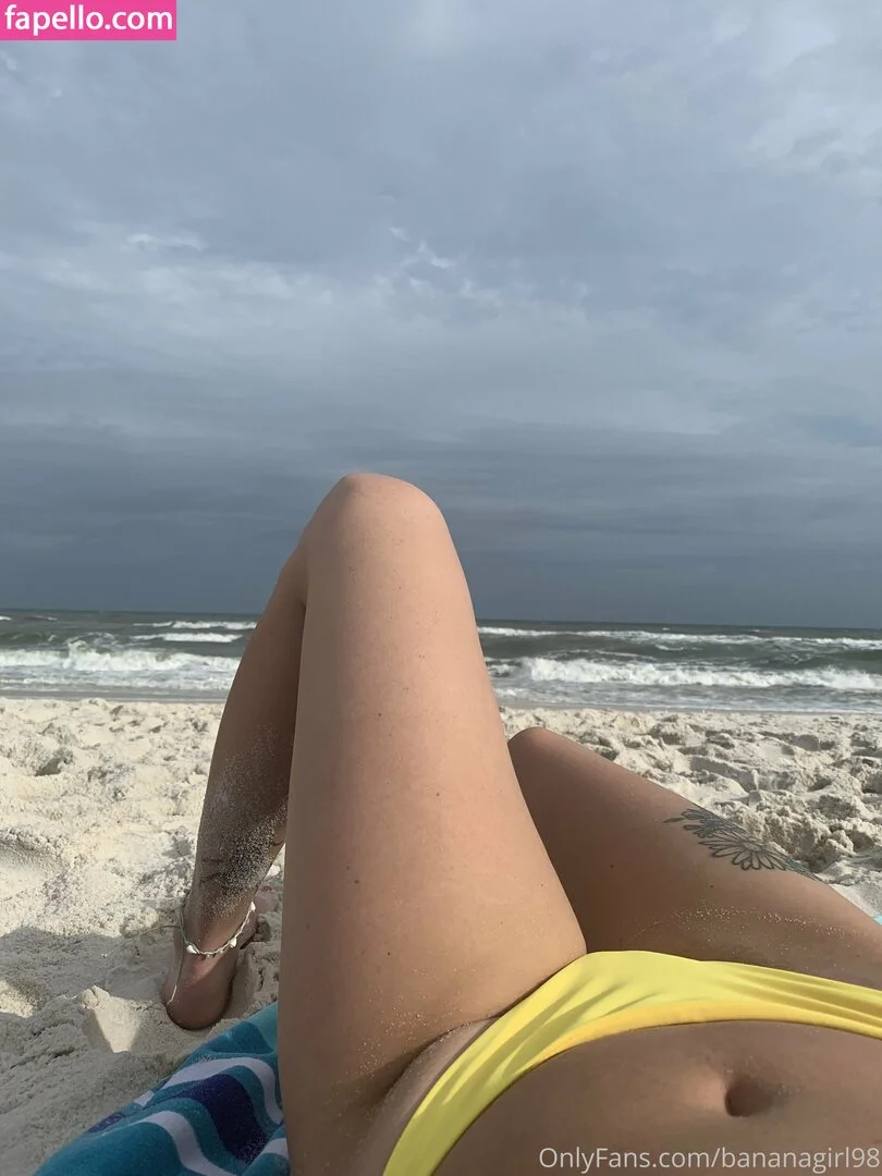 bananagirl98 Onlyfans Photo Gallery 