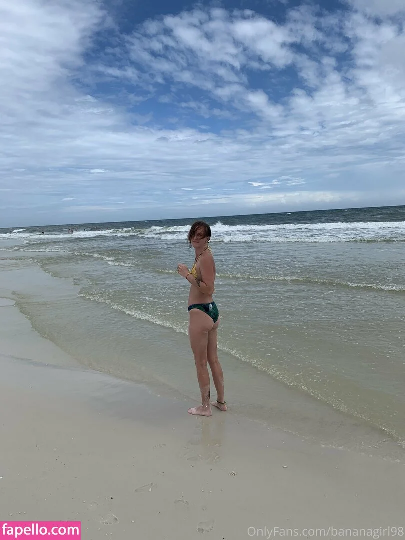 bananagirl98 Onlyfans Photo Gallery 