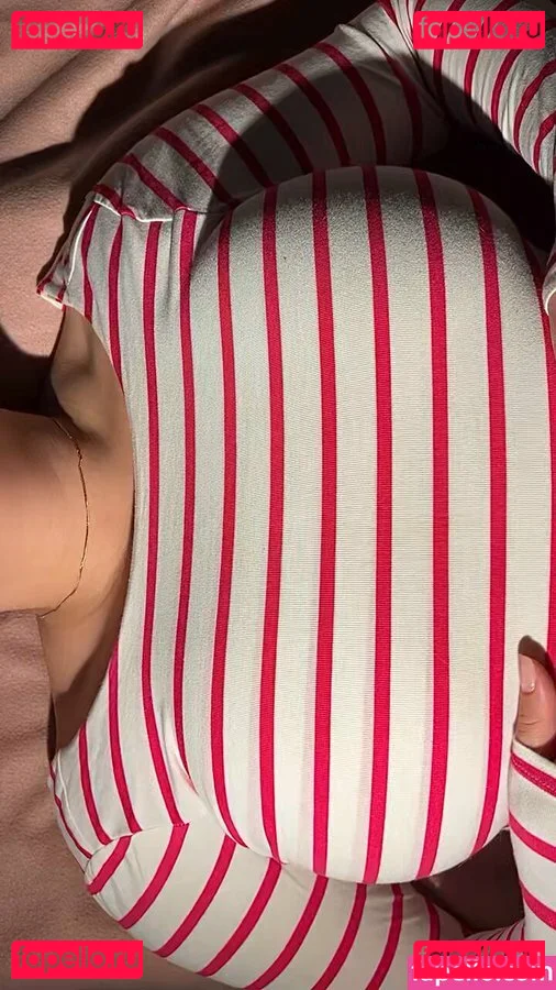 bustyfox1 Onlyfans Photo Gallery 