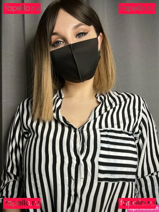 bustyfox1 Onlyfans Photo Gallery 