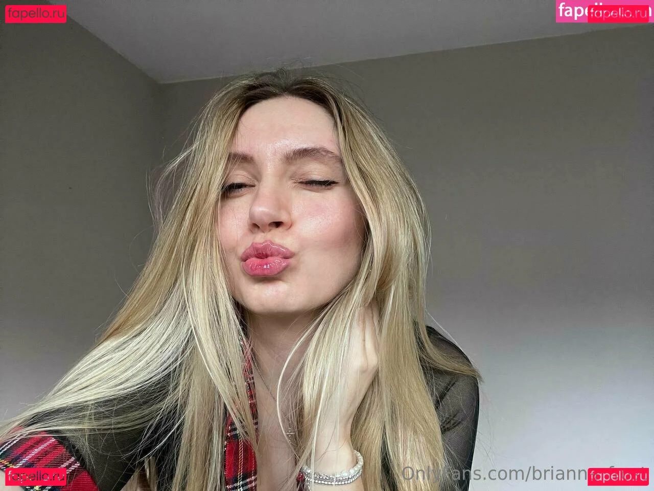 Brianna Frost Onlyfans Photo Gallery 