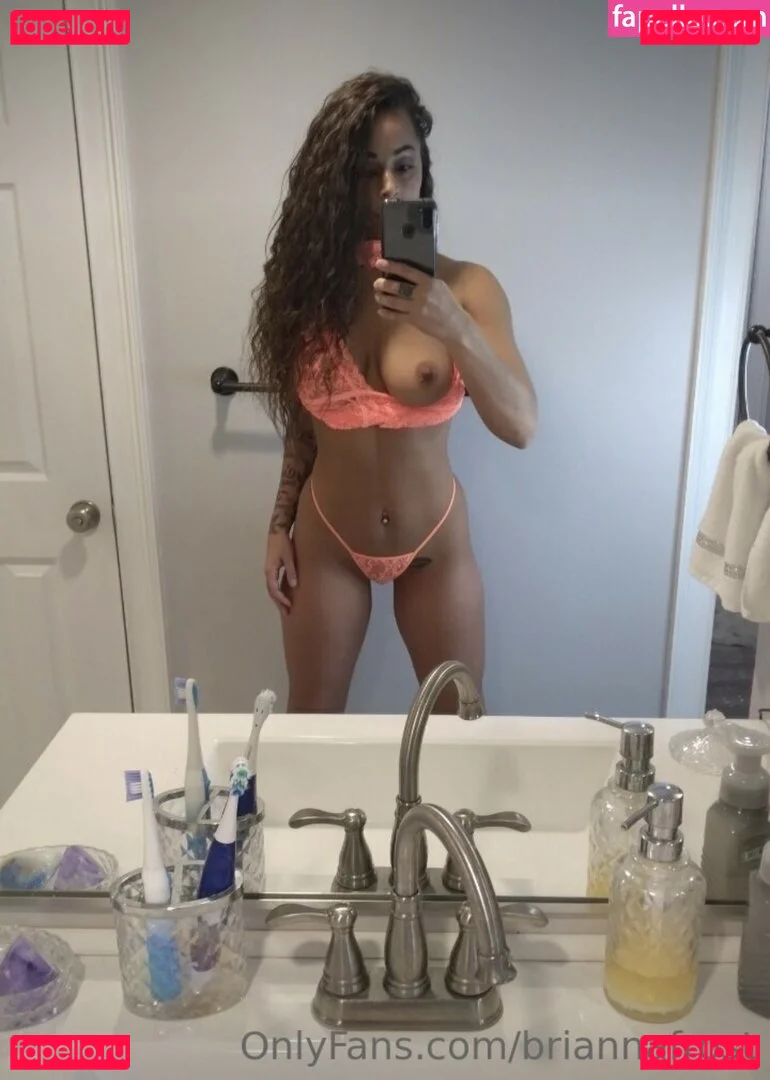Brianna Frost Onlyfans Photo Gallery 
