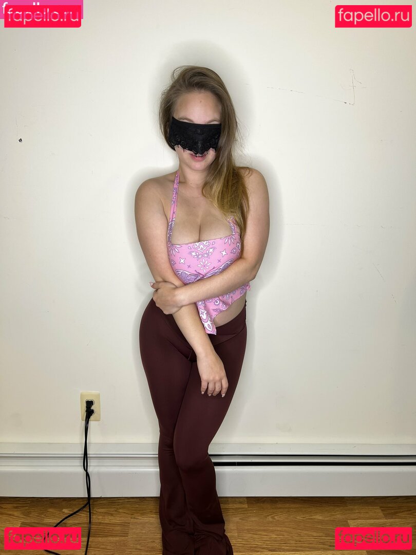 gezebellefaye Nude Onlyfans Photo 4