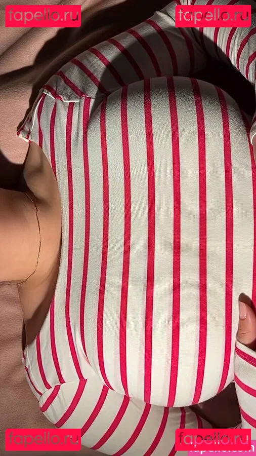 bustyfox1 Onlyfans Photo Gallery 