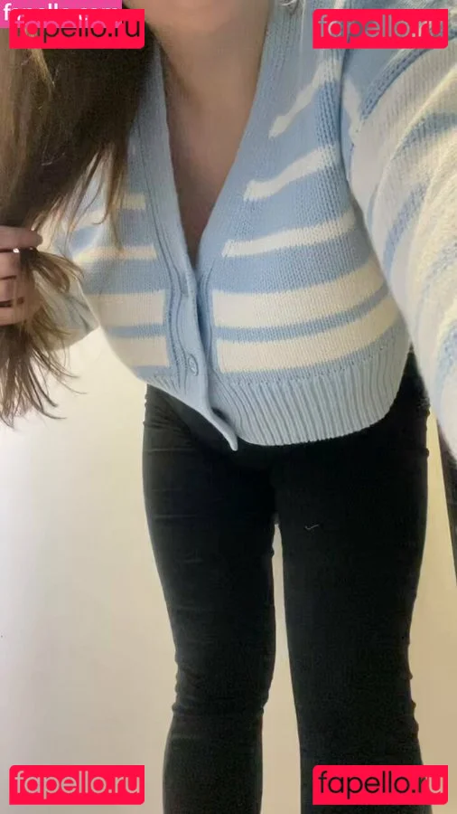 bustyfox1 Onlyfans Photo Gallery 