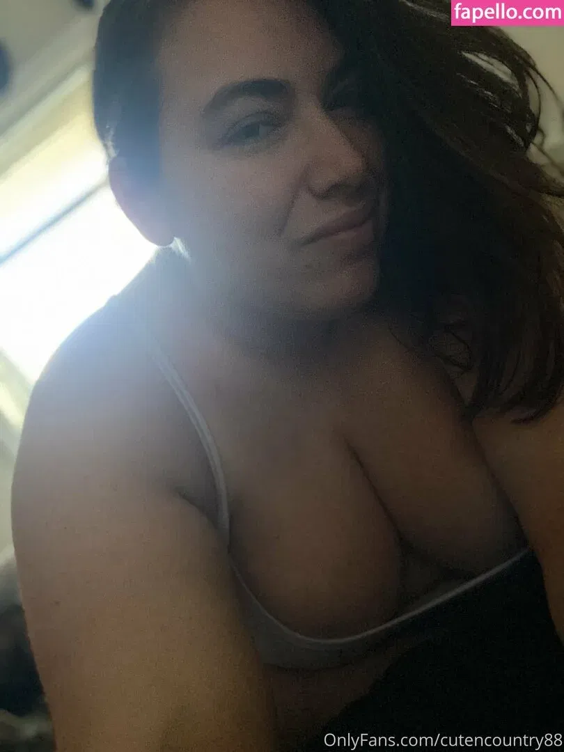 cutencountry88 Onlyfans Photo Gallery 