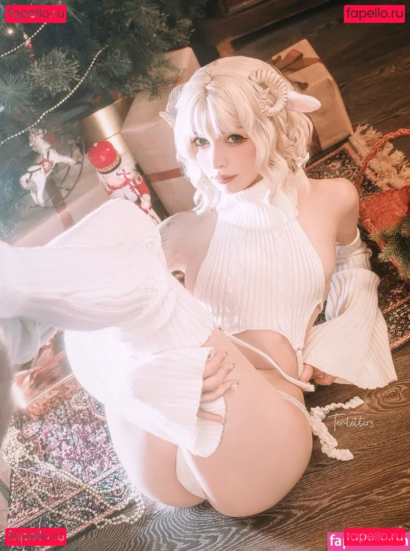 tenletters Onlyfans Photo Gallery 