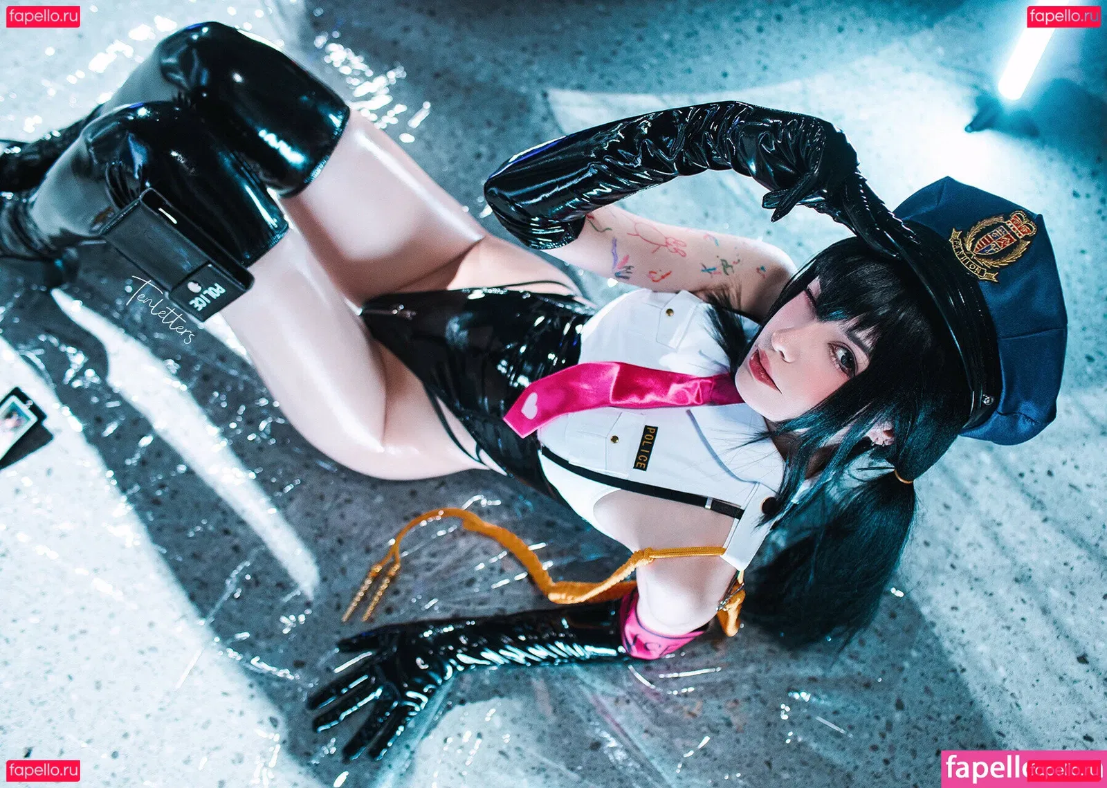 tenletters Onlyfans Photo Gallery 