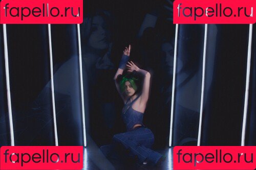 tenletters Onlyfans Photo Gallery 