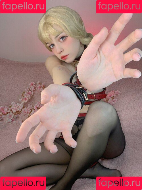 tenletters Onlyfans Photo Gallery 