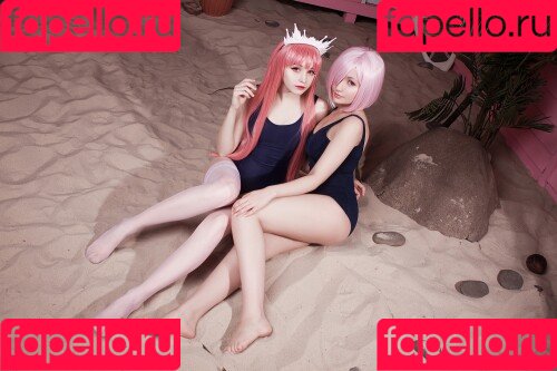 tenletters Onlyfans Photo Gallery 