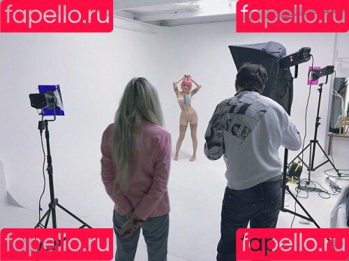 tenletters Onlyfans Photo Gallery 