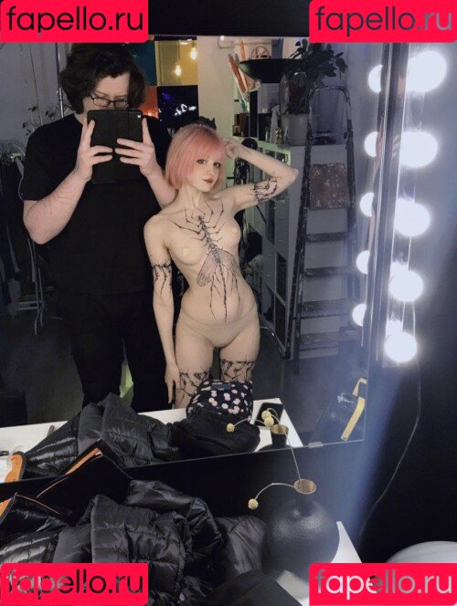 tenletters Onlyfans Photo Gallery 