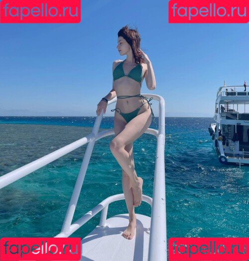 tenletters Onlyfans Photo Gallery 