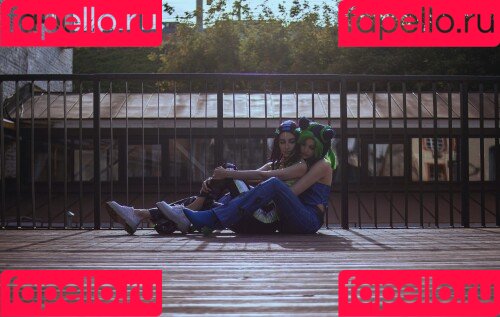 tenletters Onlyfans Photo Gallery 