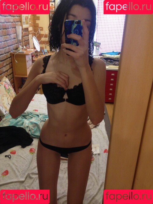 tenletters Onlyfans Photo Gallery 