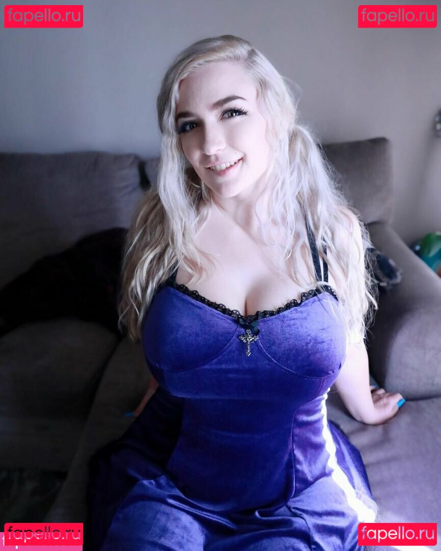 tinysadrose Nude Onlyfans Photo 11