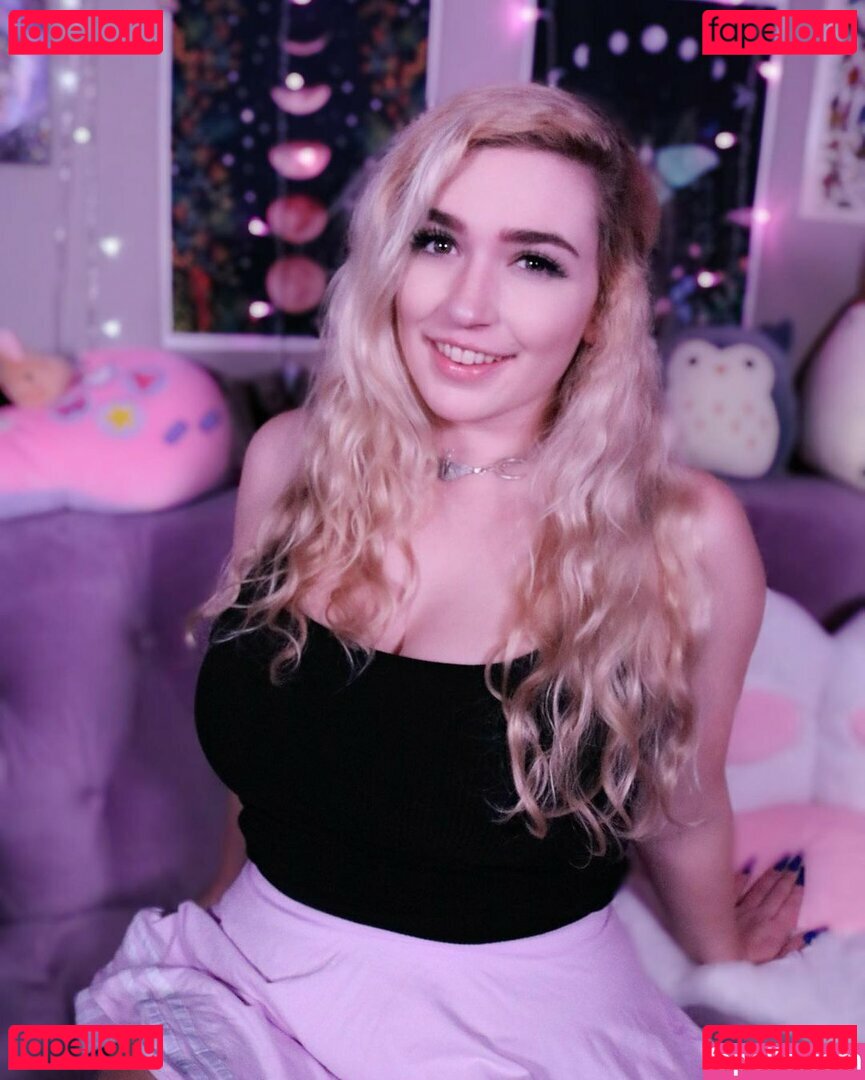 tinysadrose Nude Onlyfans Photo 9