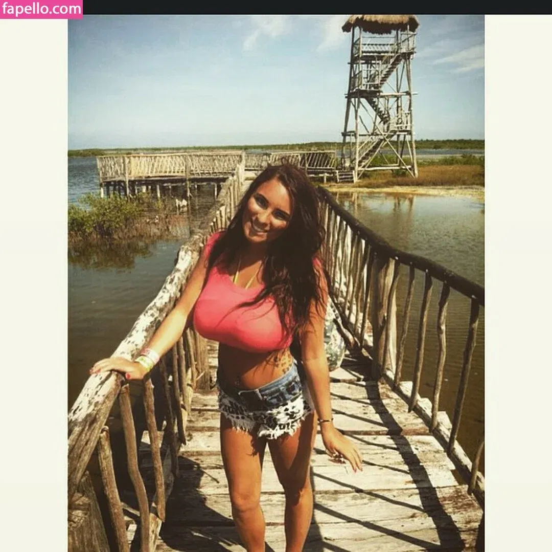 Emma Lynn Slavin Onlyfans Photo Gallery 