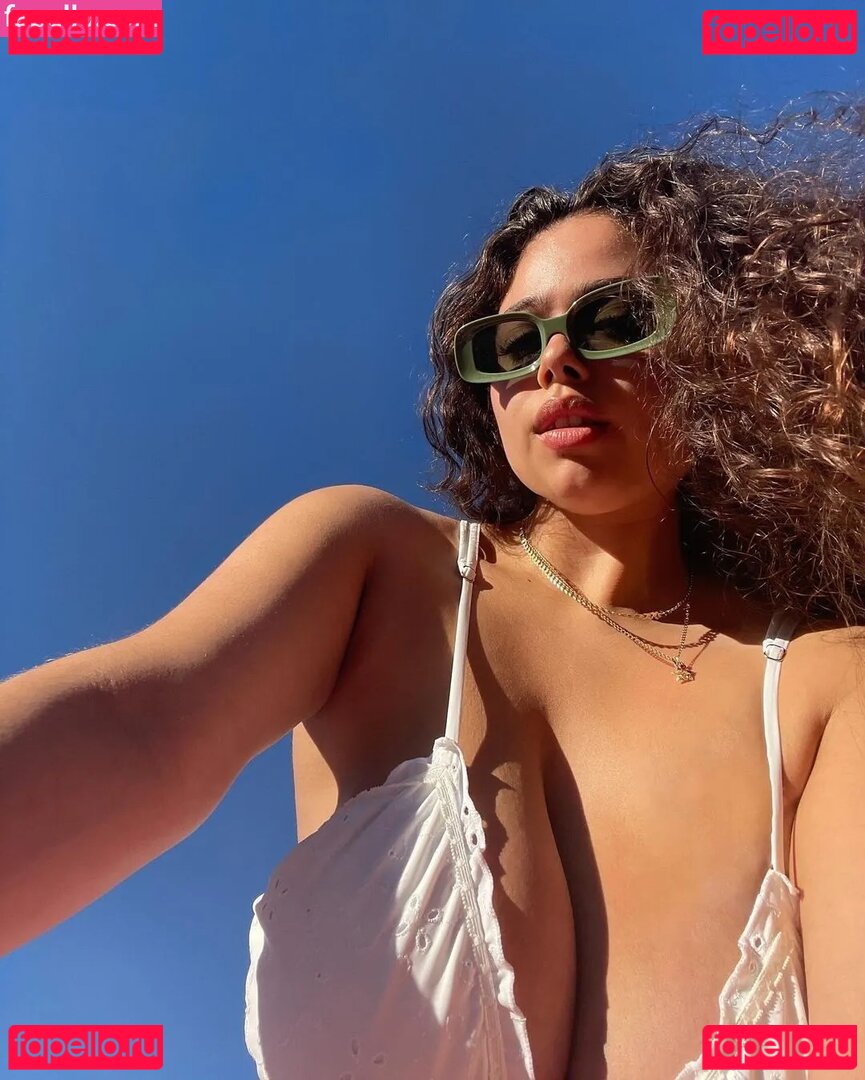 Isabel M Nude Onlyfans Photo 32