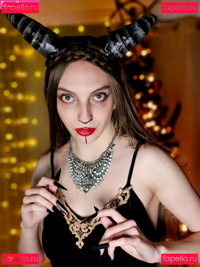 witchrosen Nude Onlyfans Photo 20