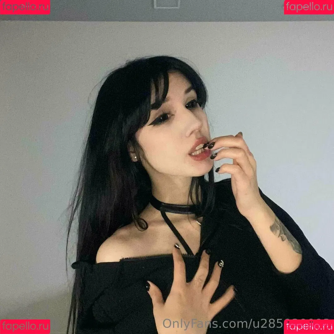 misakivirgin Onlyfans Photo Gallery 