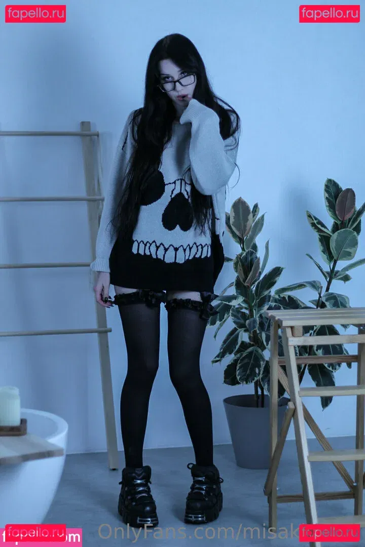 misakivirgin Onlyfans Photo Gallery 