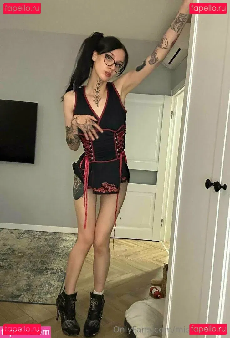 misakivirgin Onlyfans Photo Gallery 