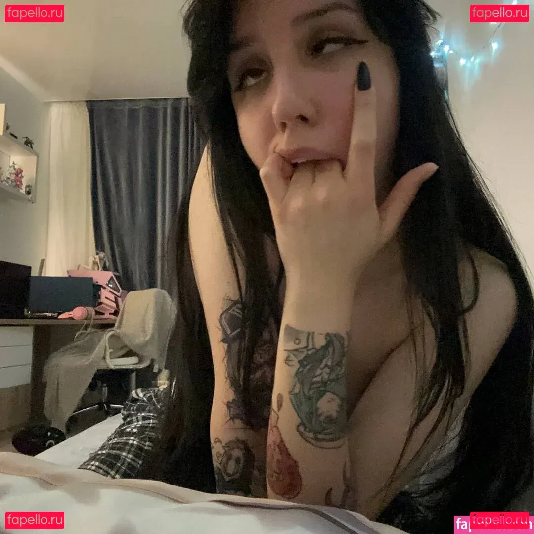 misakivirgin Onlyfans Photo Gallery 