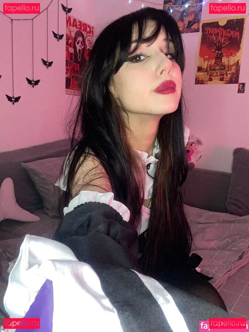 misakivirgin Onlyfans Photo Gallery 