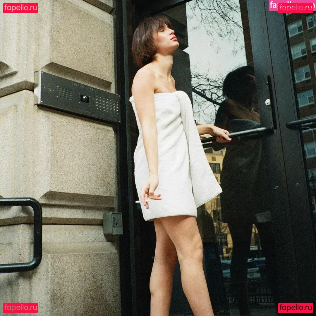 Lauren Bonner Onlyfans Photo Gallery 