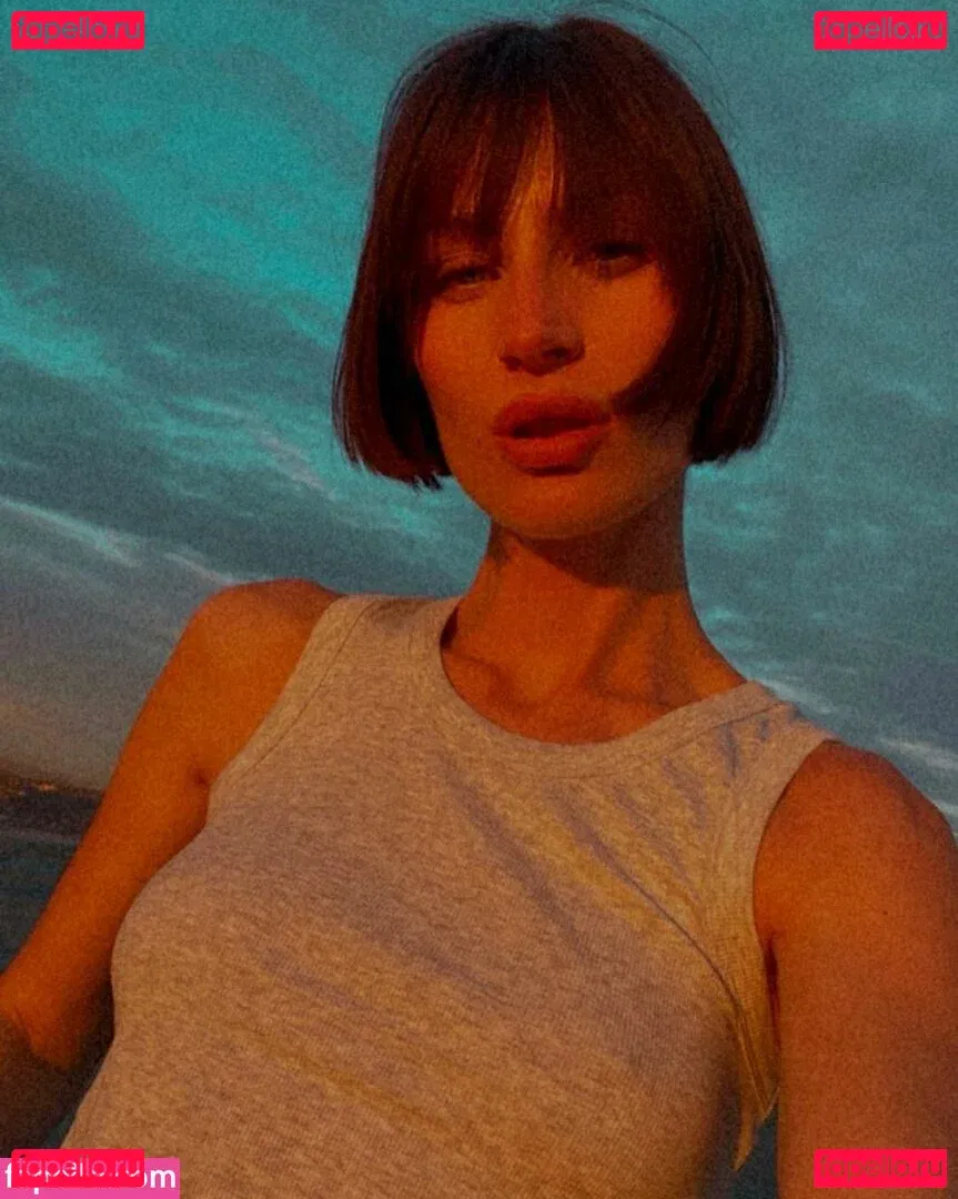 Lauren Bonner Onlyfans Photo Gallery 