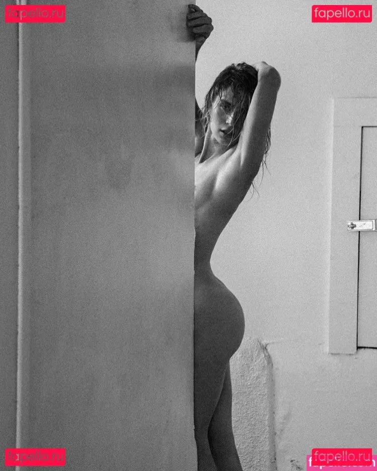 Lauren Bonner Onlyfans Photo Gallery 