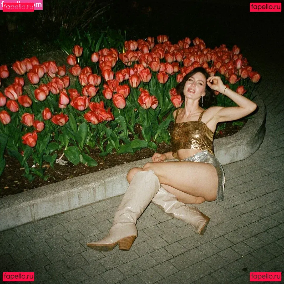 Lauren Bonner Onlyfans Photo Gallery 