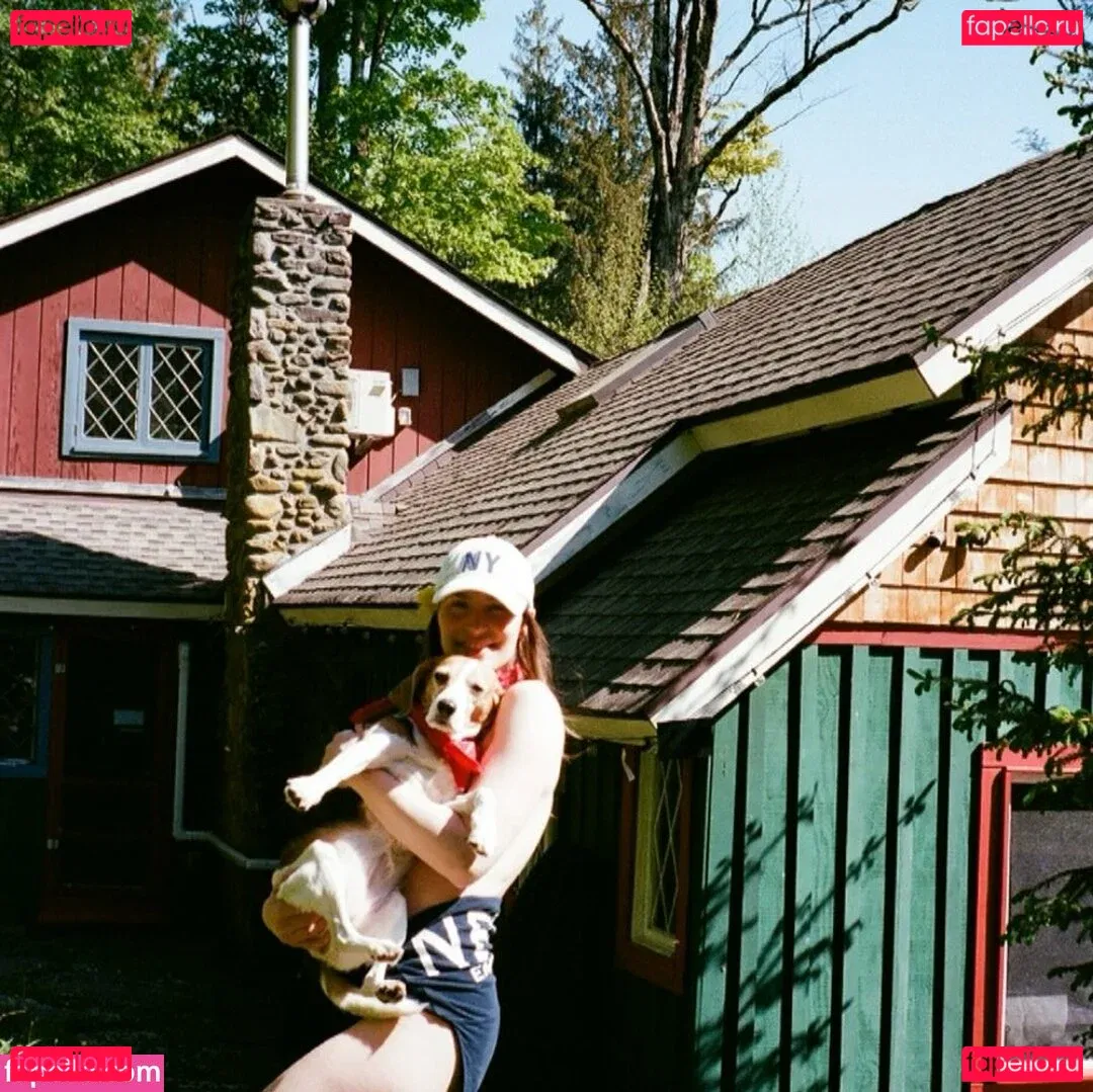 Lauren Bonner Onlyfans Photo Gallery 