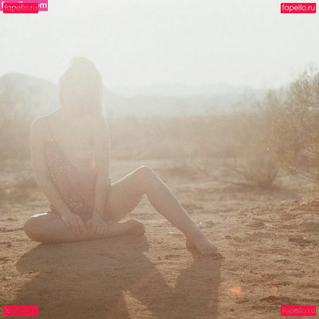 Lauren Bonner Onlyfans Photo Gallery 