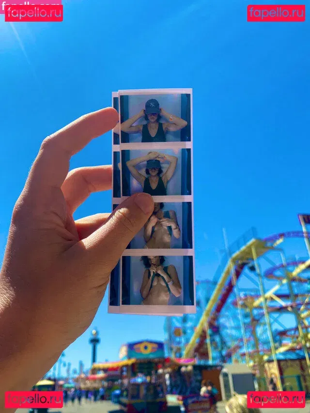 Lauren Bonner Onlyfans Photo Gallery 