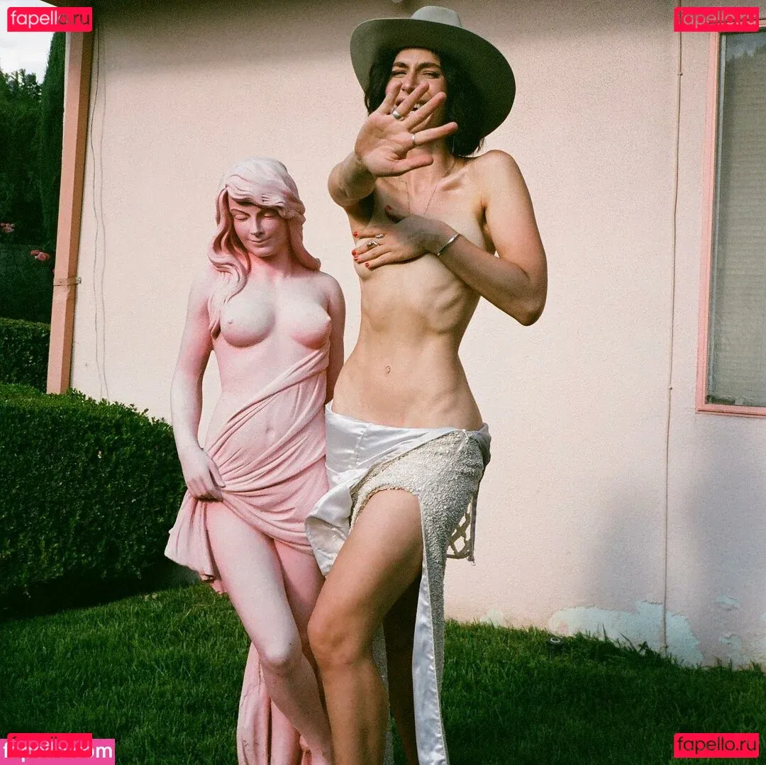 Lauren Bonner Onlyfans Photo Gallery 