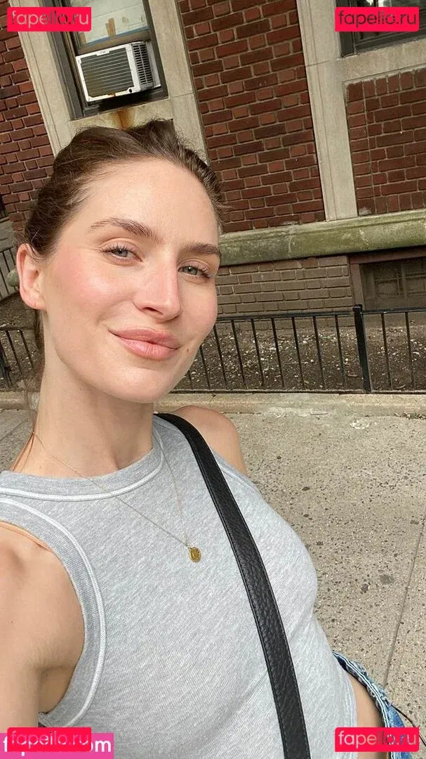 Lauren Bonner Onlyfans Photo Gallery 