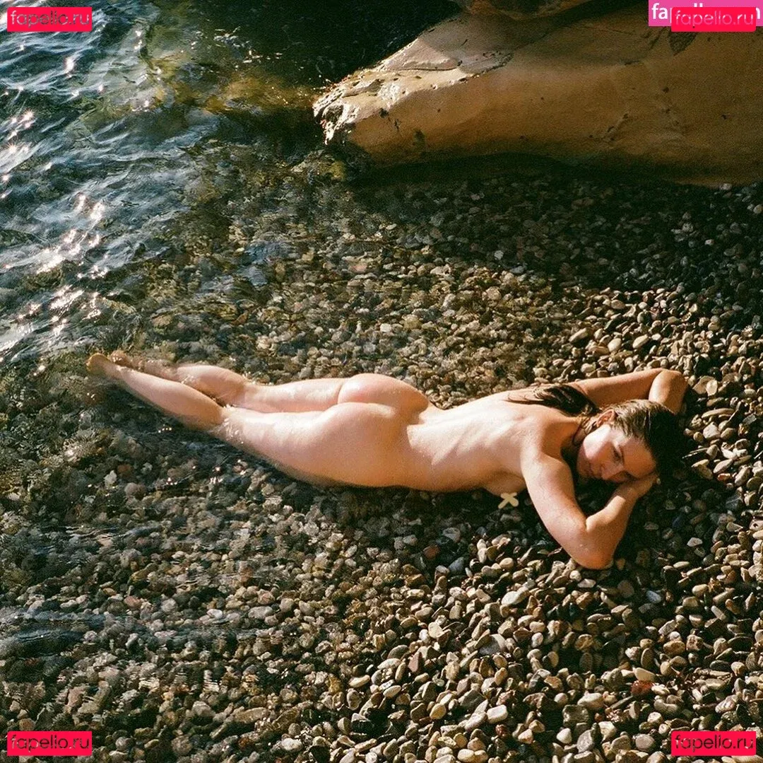 Lauren Bonner Onlyfans Photo Gallery 