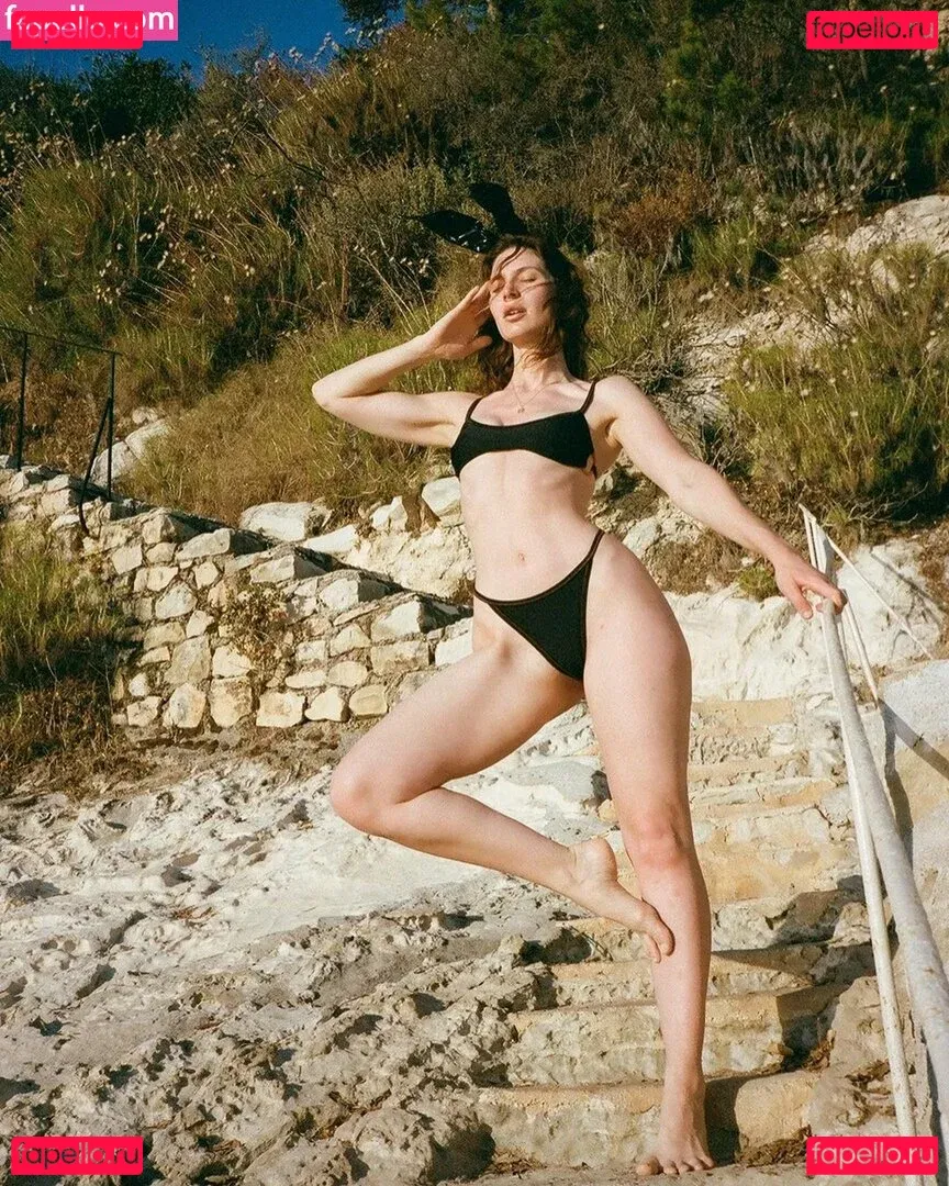 Lauren Bonner Onlyfans Photo Gallery 