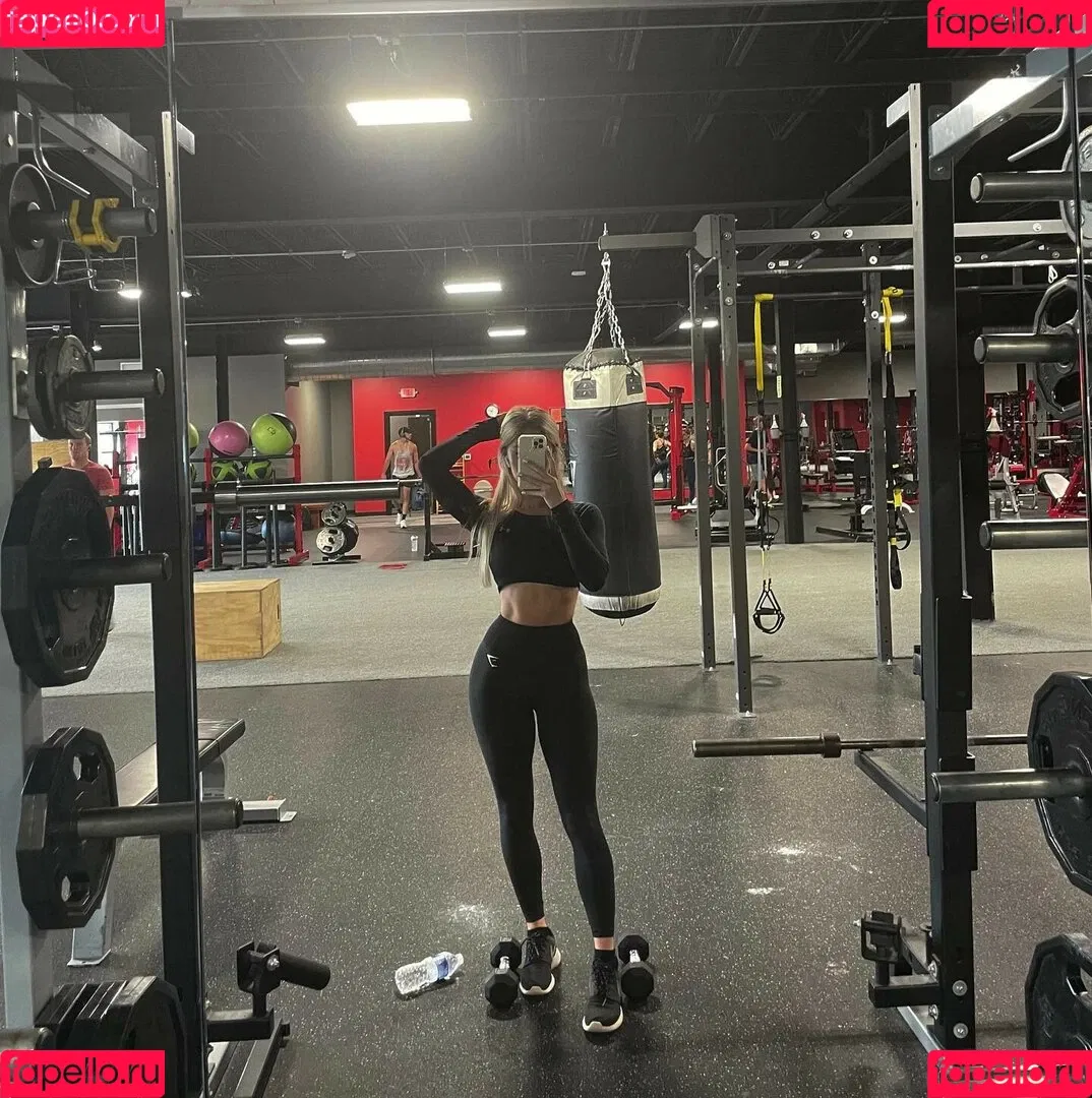 Lucy Hubbard Onlyfans Photo Gallery 