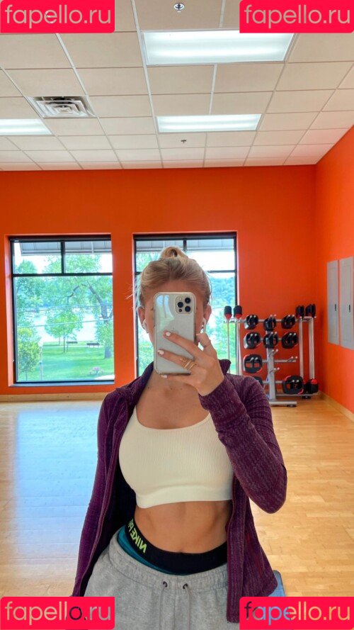 Lucy Hubbard Onlyfans Photo Gallery 