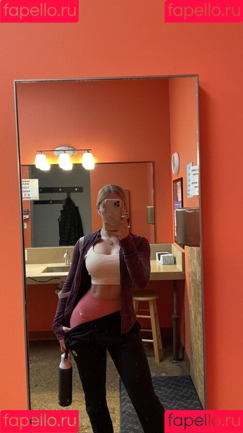 Lucy Hubbard Onlyfans Photo Gallery 