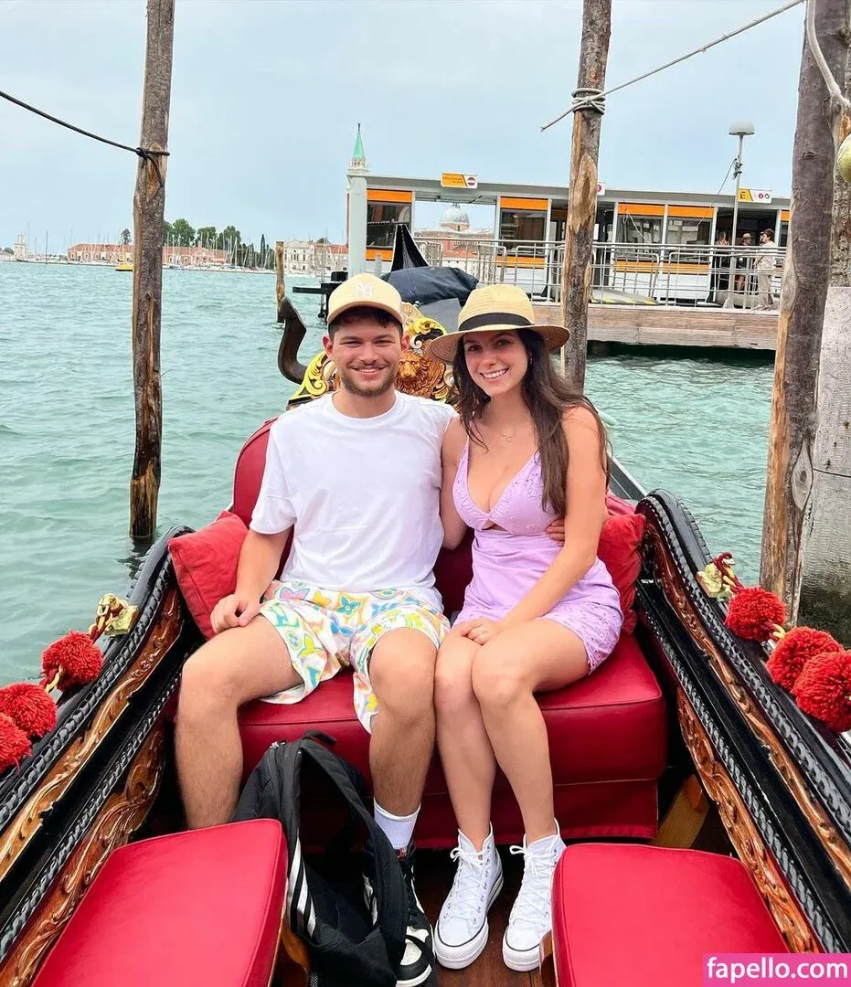 Theresa Onlyfans Photo Gallery 